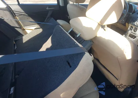 2010 Mazda Mazda3 I Touring z USA, uszkodzony, nr VIN JM1BL1SG6A1195159